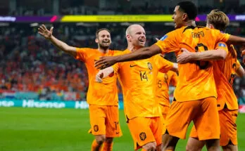 De Jong saca a flote a Holanda ante Senegal